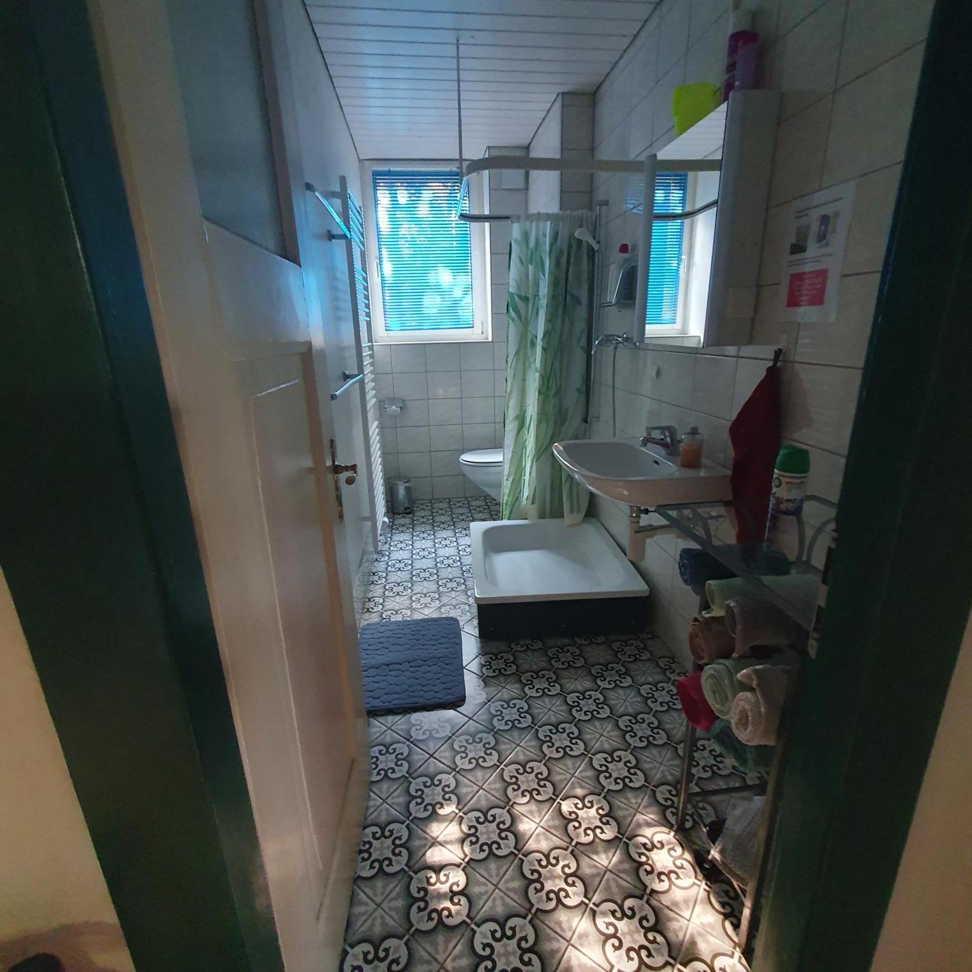 Zentral Gelegene Wohnung Mit Grossem Garten Entrelagos Exterior foto
